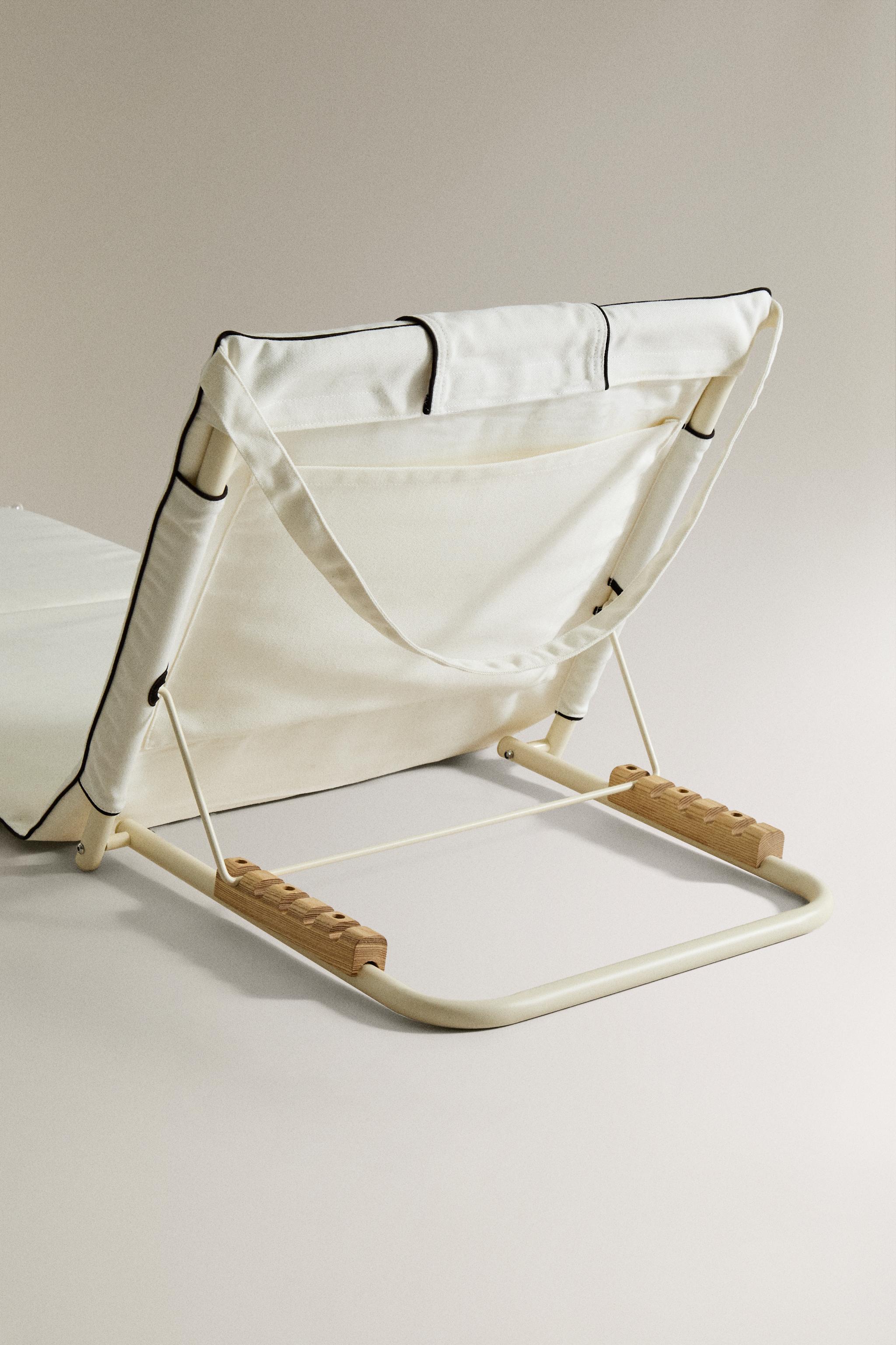 FOLDABLE BEACH FLOOR LOUNGER